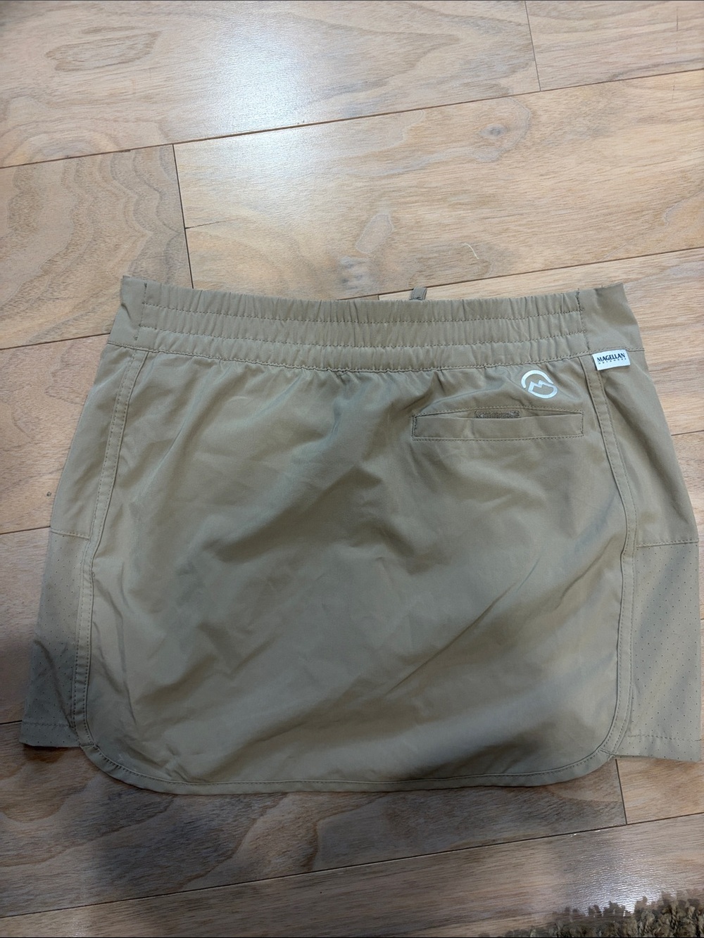 Magellan Outdoors Girls Tan Skort with Zip Pockets - Picture 3 of 3